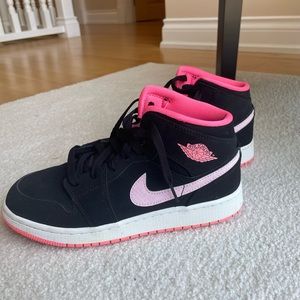 Nike Air Jordan 1s Mid